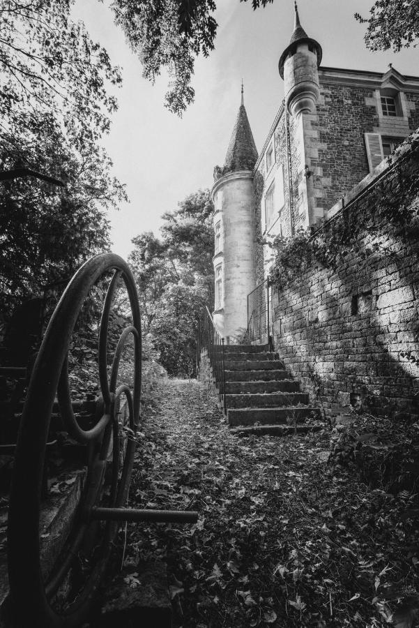 Mazette! Le Chateau Ньор Экстерьер фото